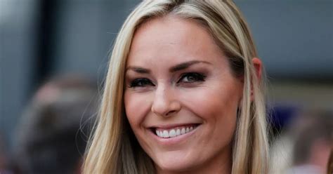 Lindsey Vonn Poses Naked